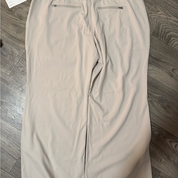 Athleta pants - Picture 4 of 5